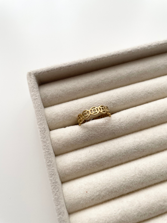 Money Ring with sizes