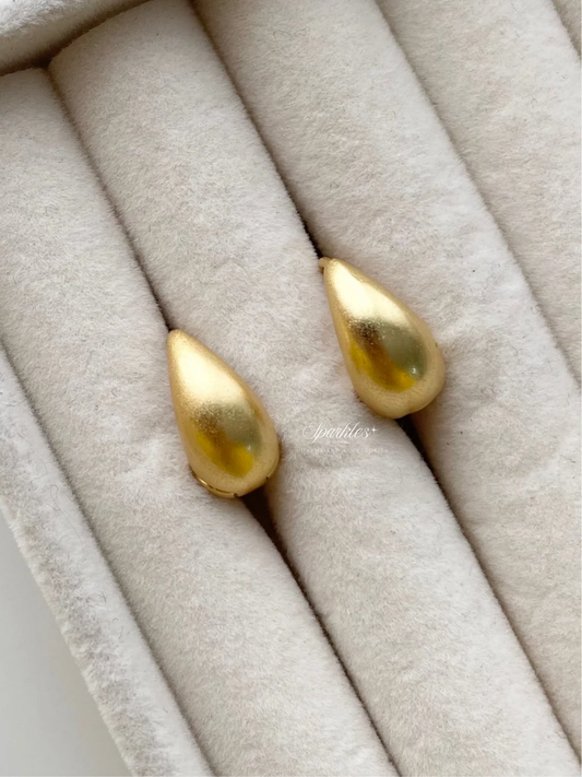 Margaret hoop earrings