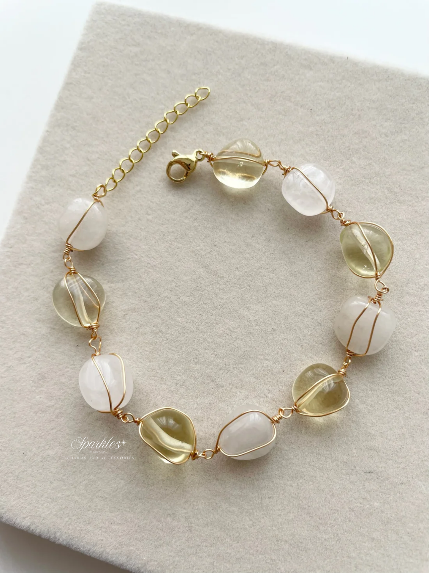 s25 White jade and Lemon topaz