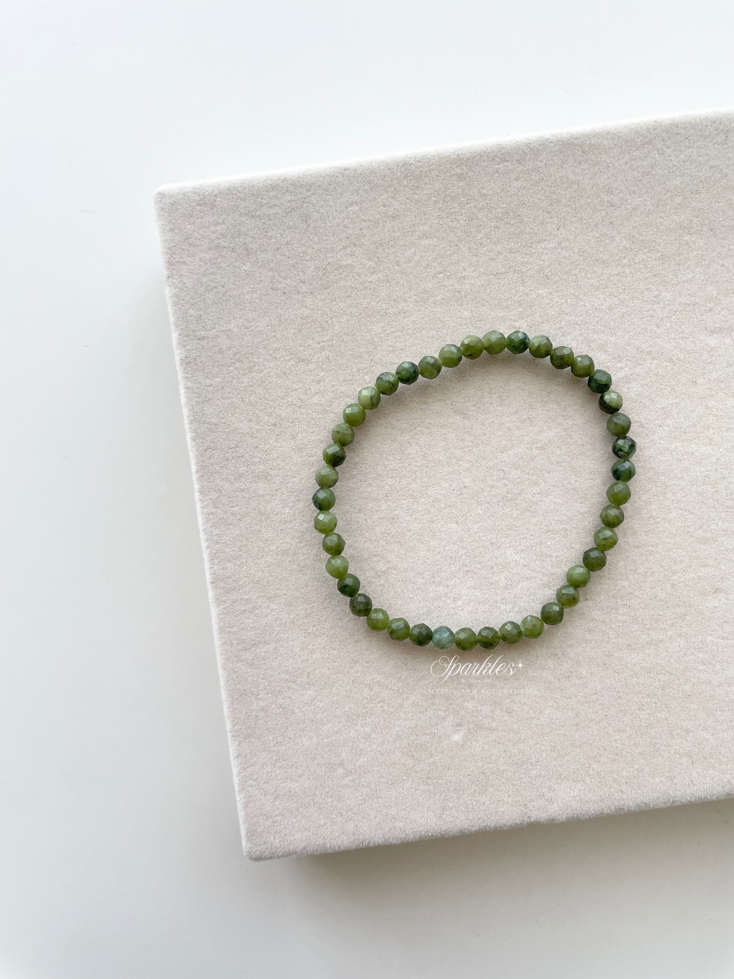 Sparkles9 Nephrite Jade Faceted Beads Bracelet with Sizes