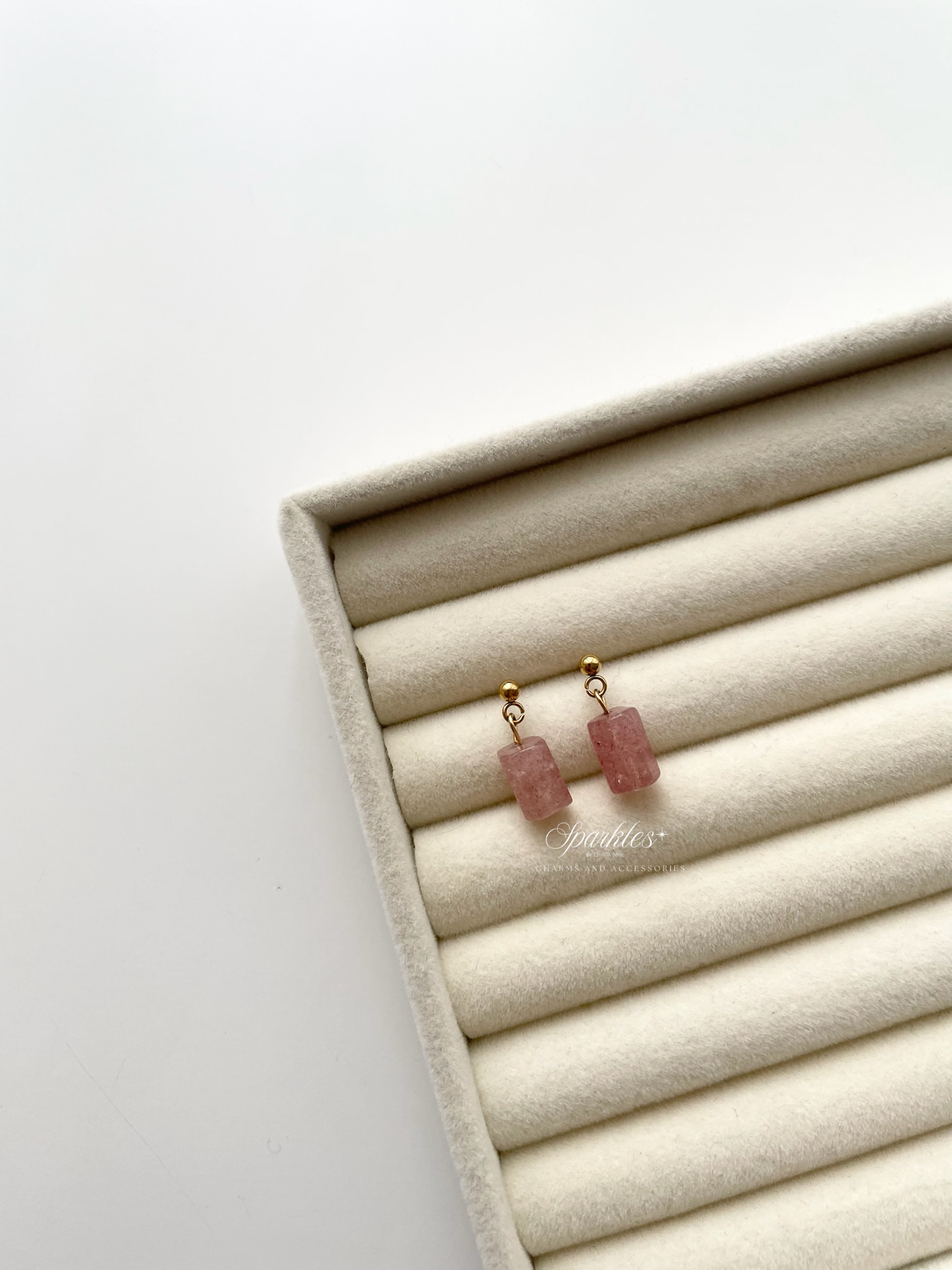 Ch2 Strawberry Quartz Dangling Earrings