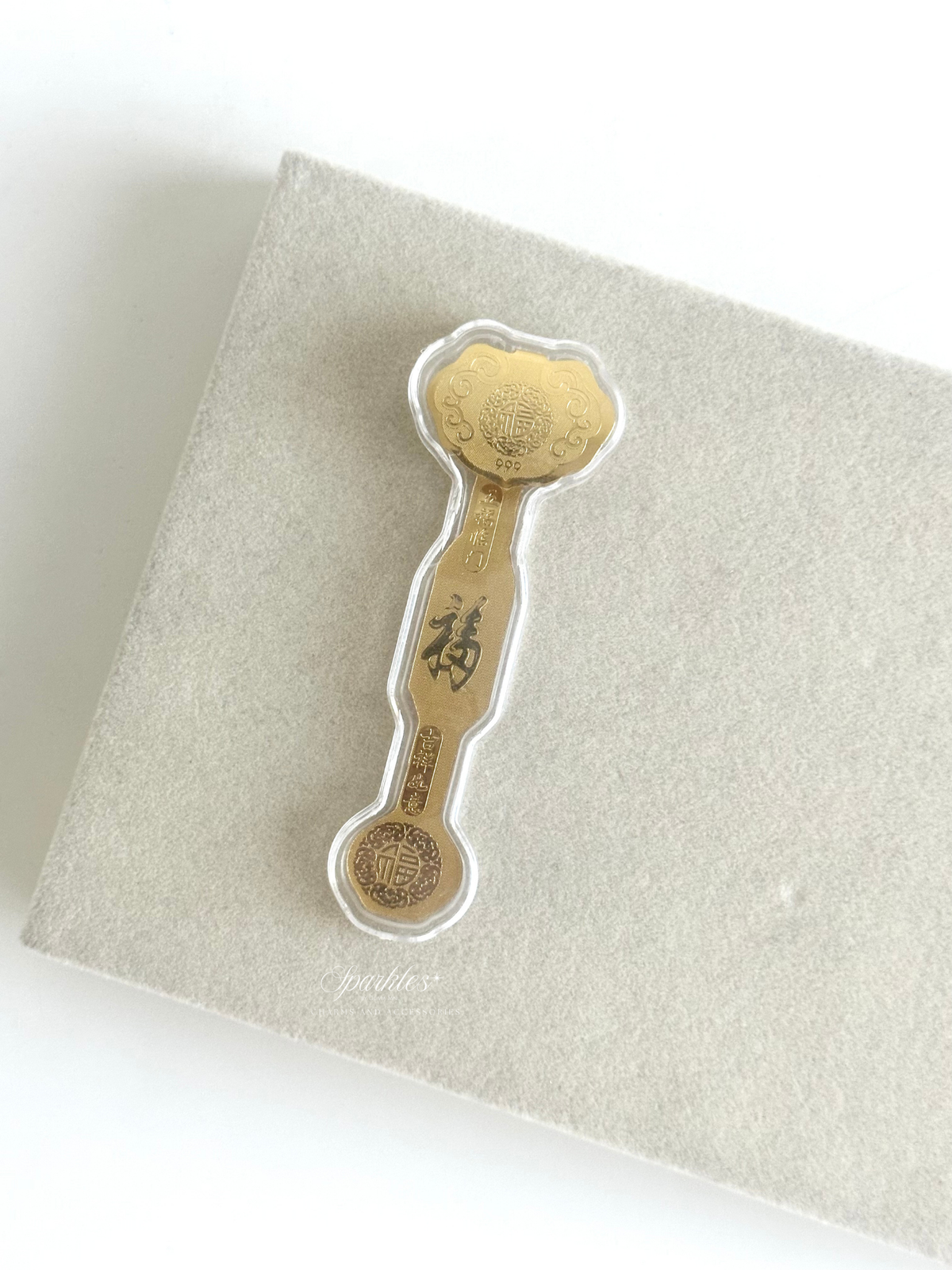 charm24 Gold Ruyi Charm