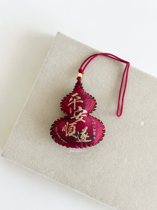 charm53 photo 1