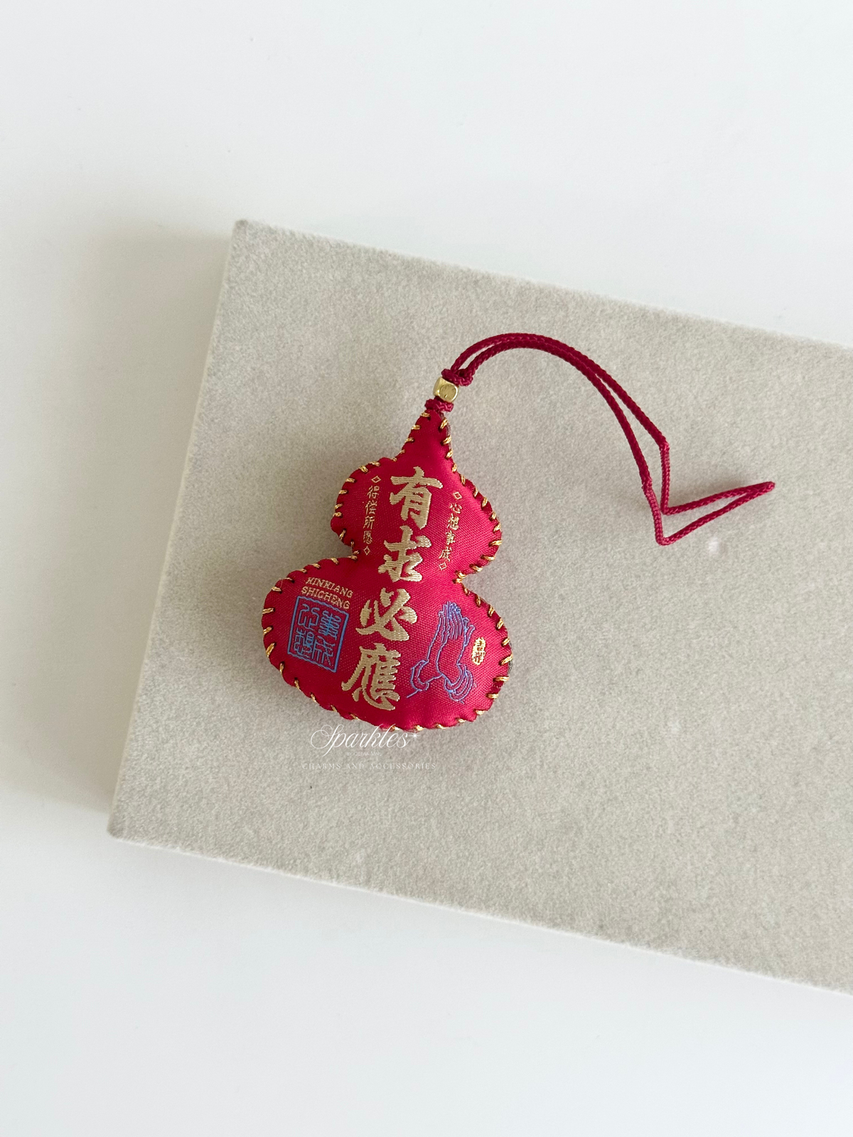 charm61 photo 1