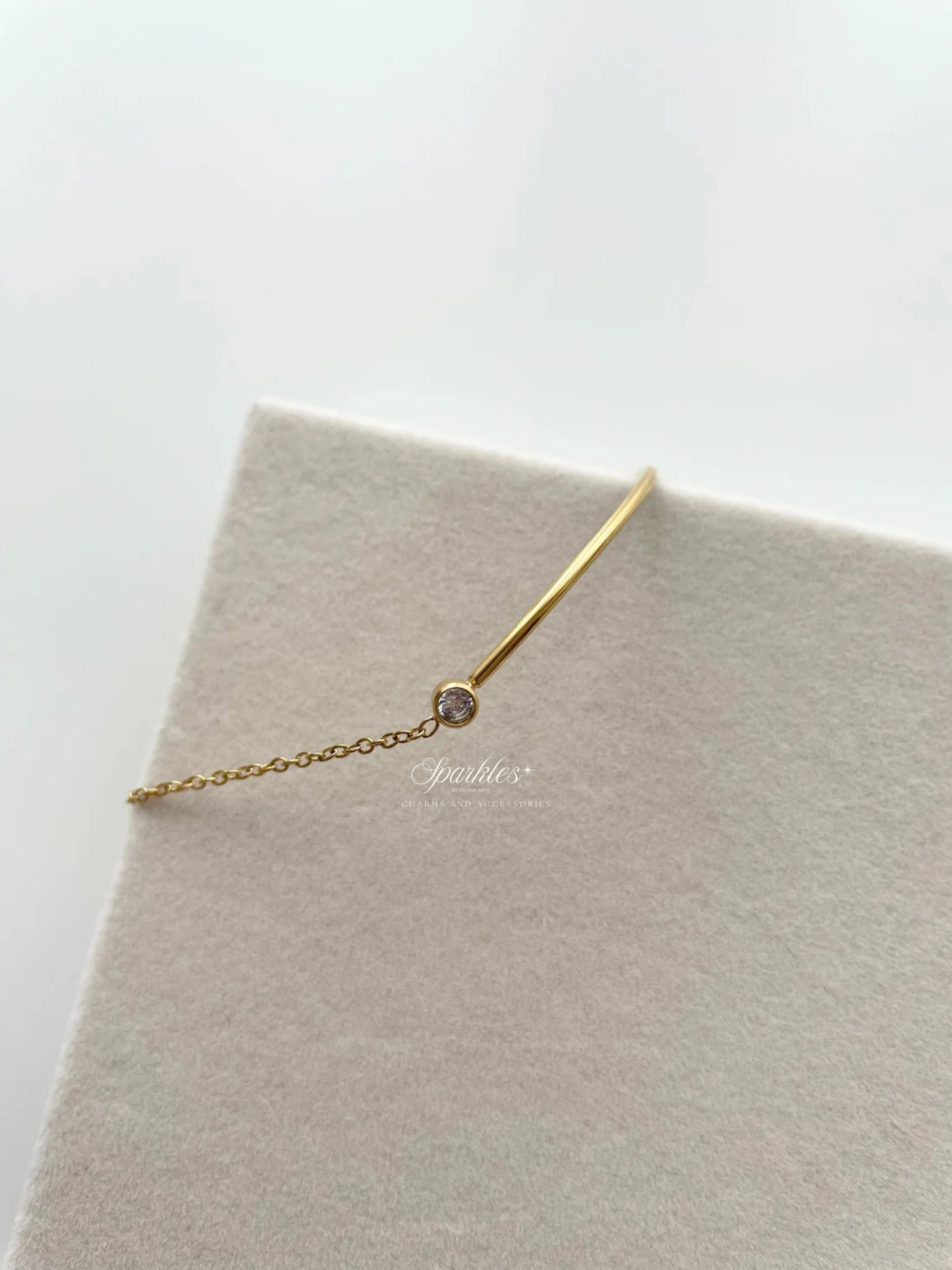 gb319 Minimalist bracelet