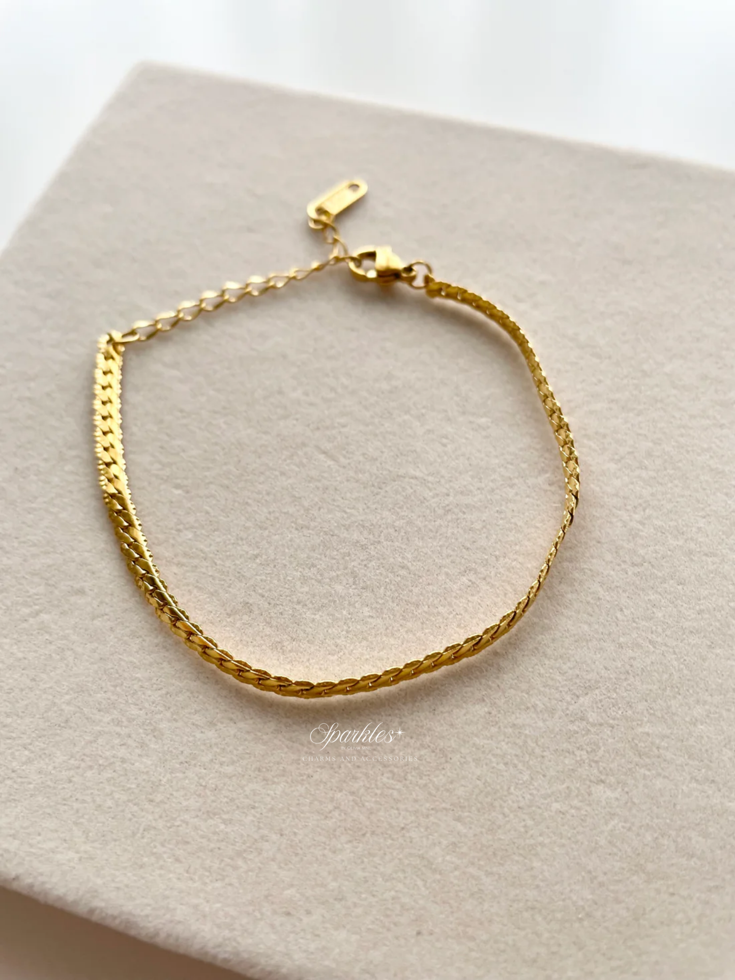 gb538 gold bracelet
