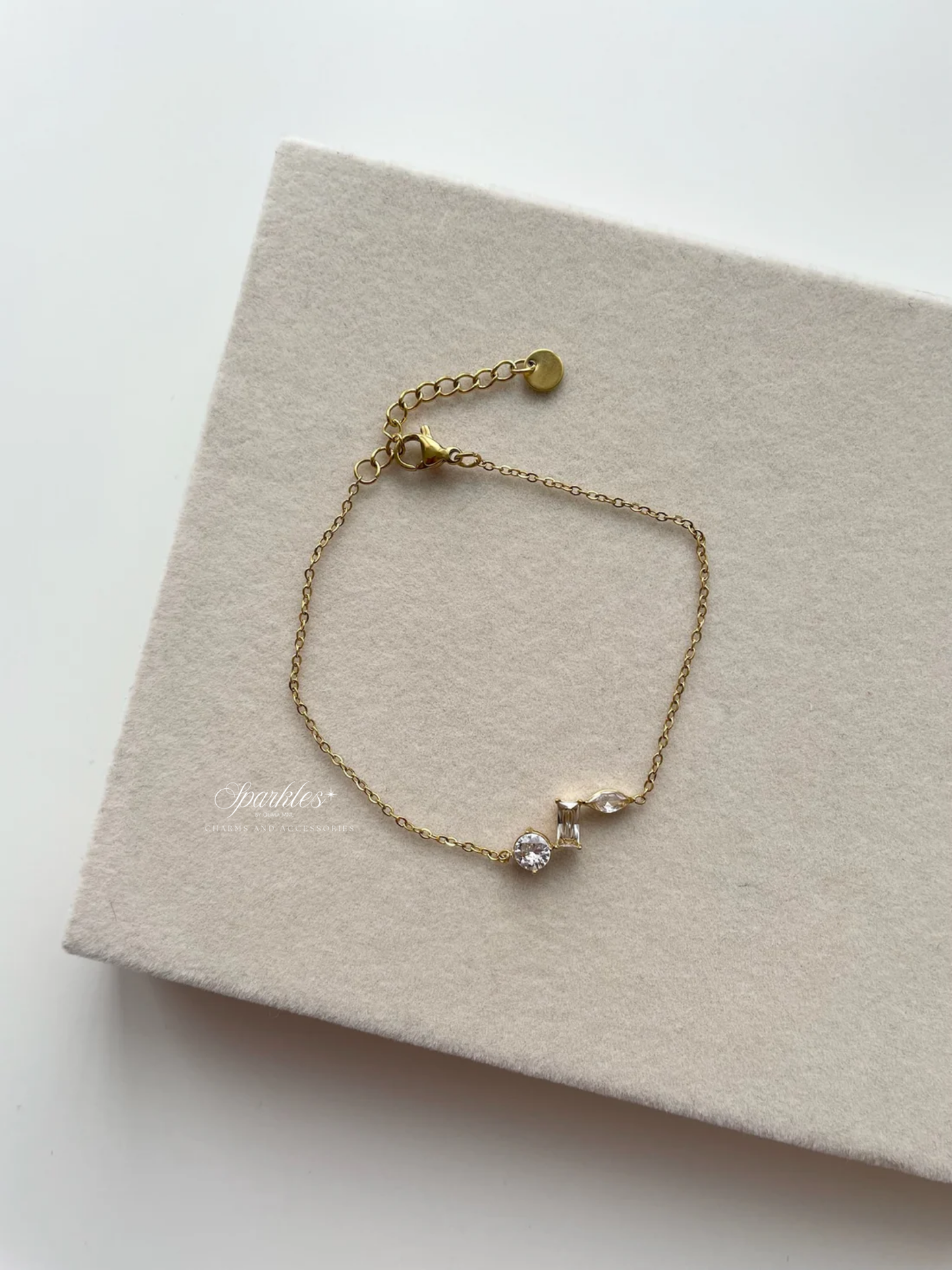 gb581 Dainty gem bracelet