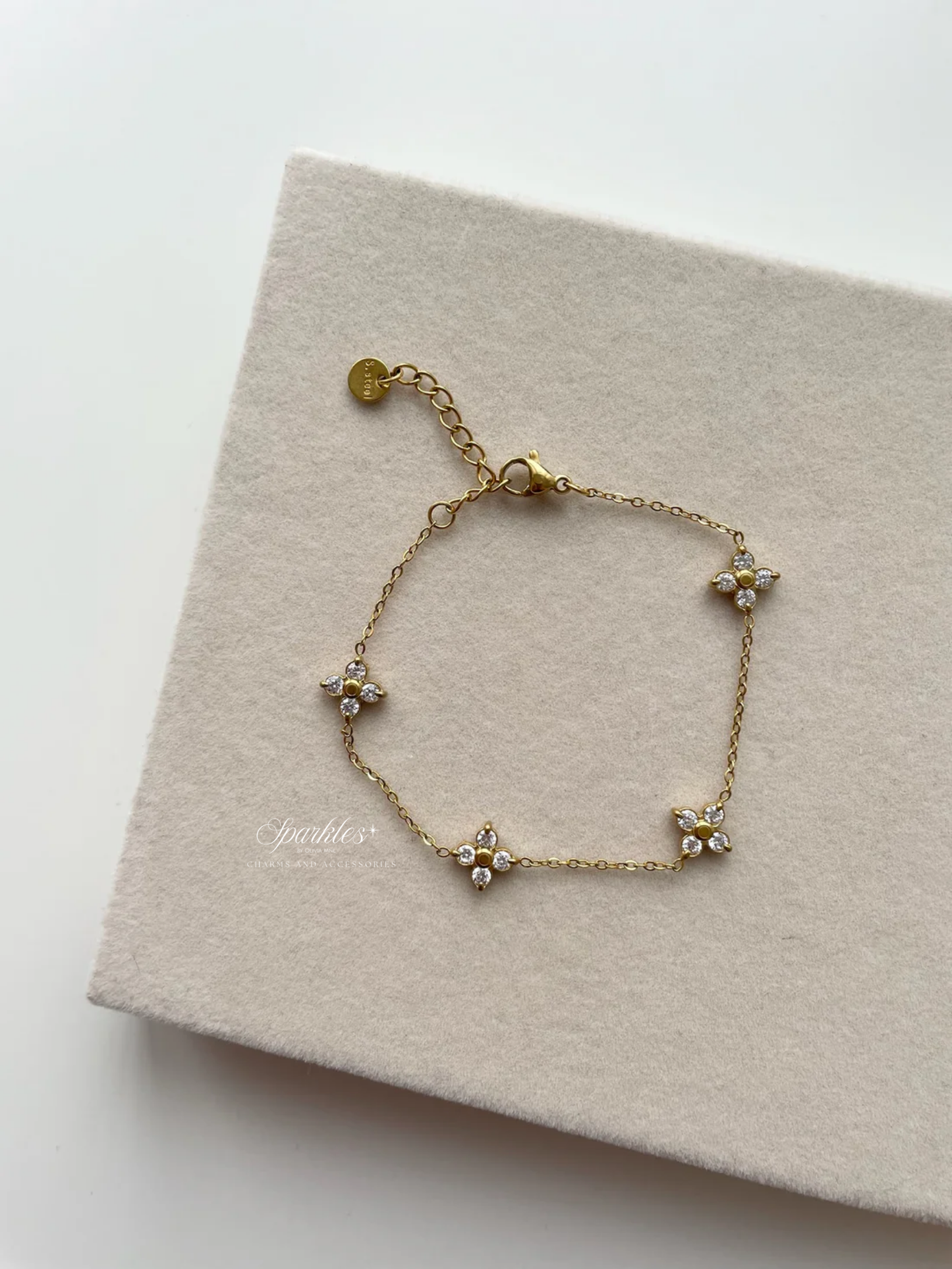 gb582 Flower bracelet