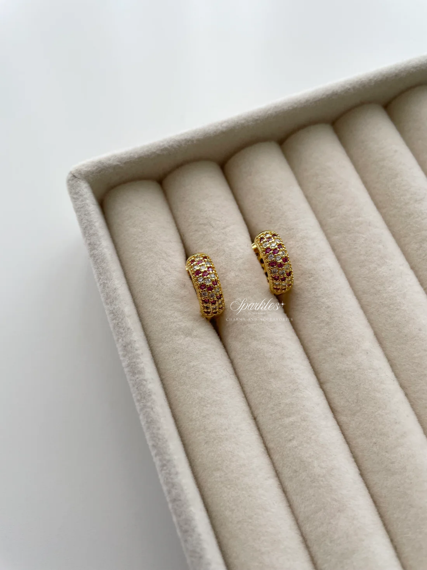 ge1343 magenta hoop earrings