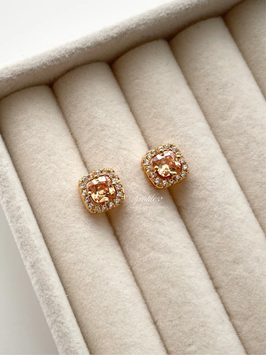 ge1384 Champaign stud earrings