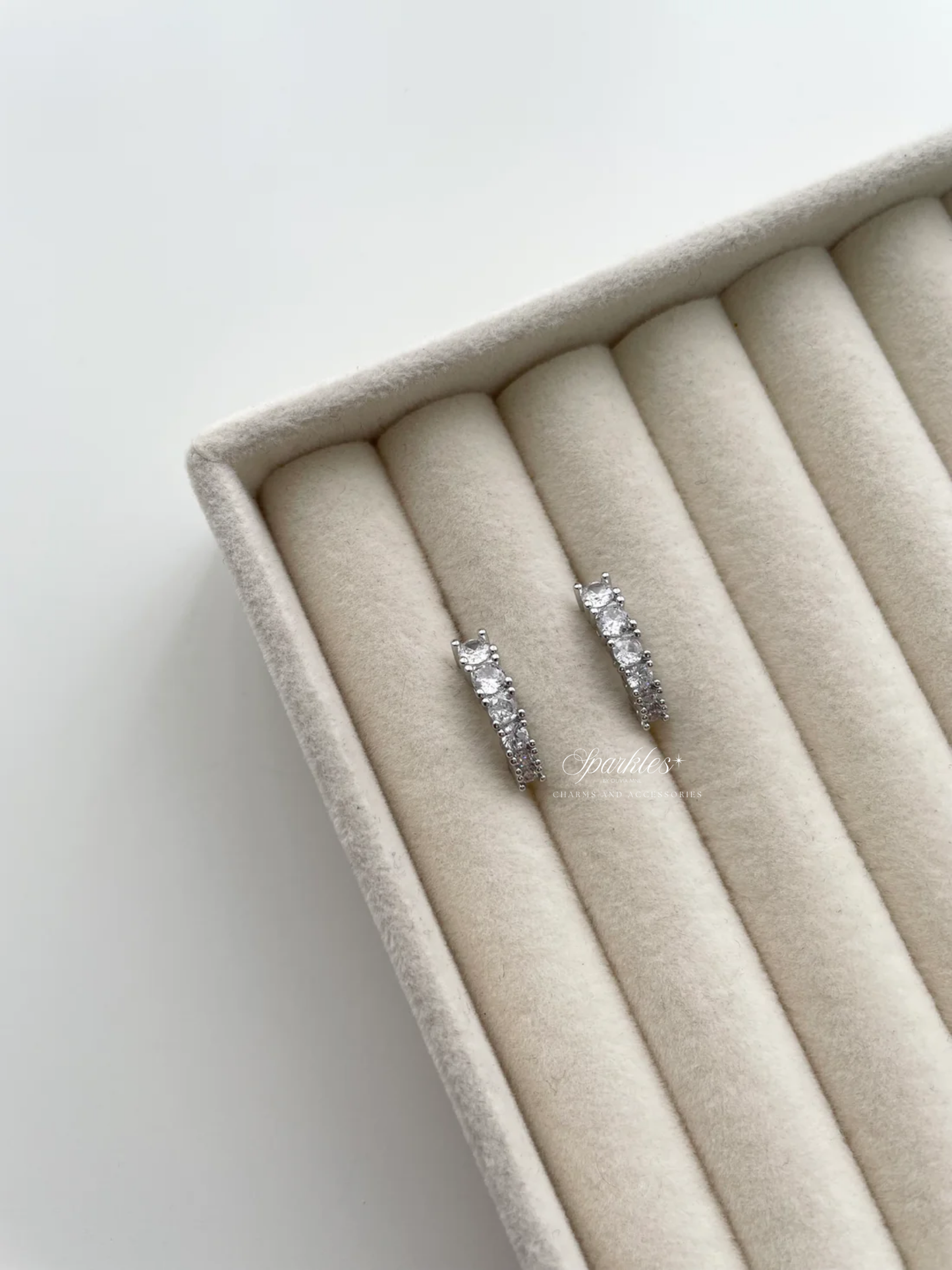 ge1405 stone silver hoop earrings