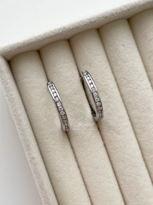 ge1482 Silver hoop earrings