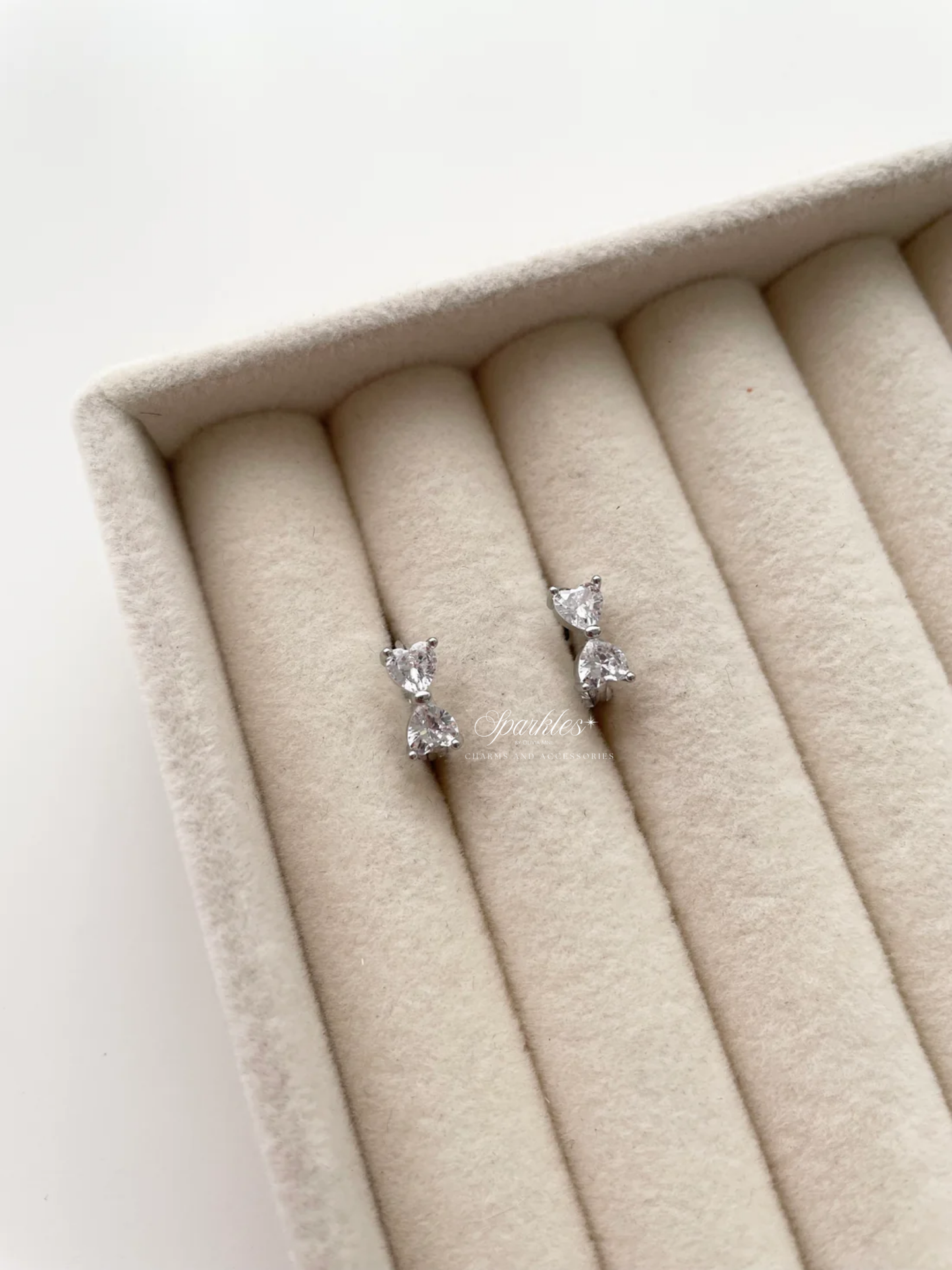 ge1491 Ribbon silver mini hoop