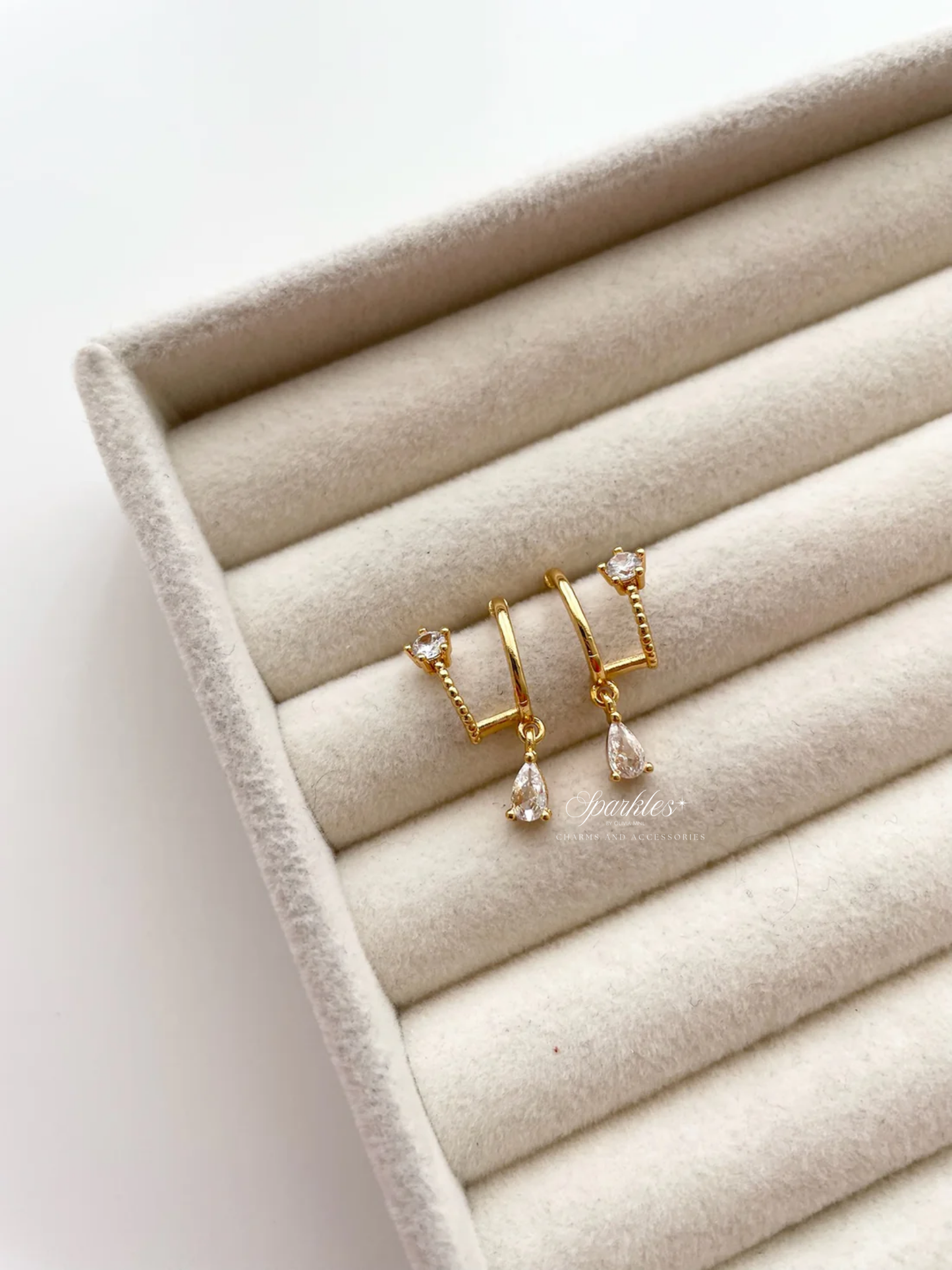 ge1512 Illusion earrings