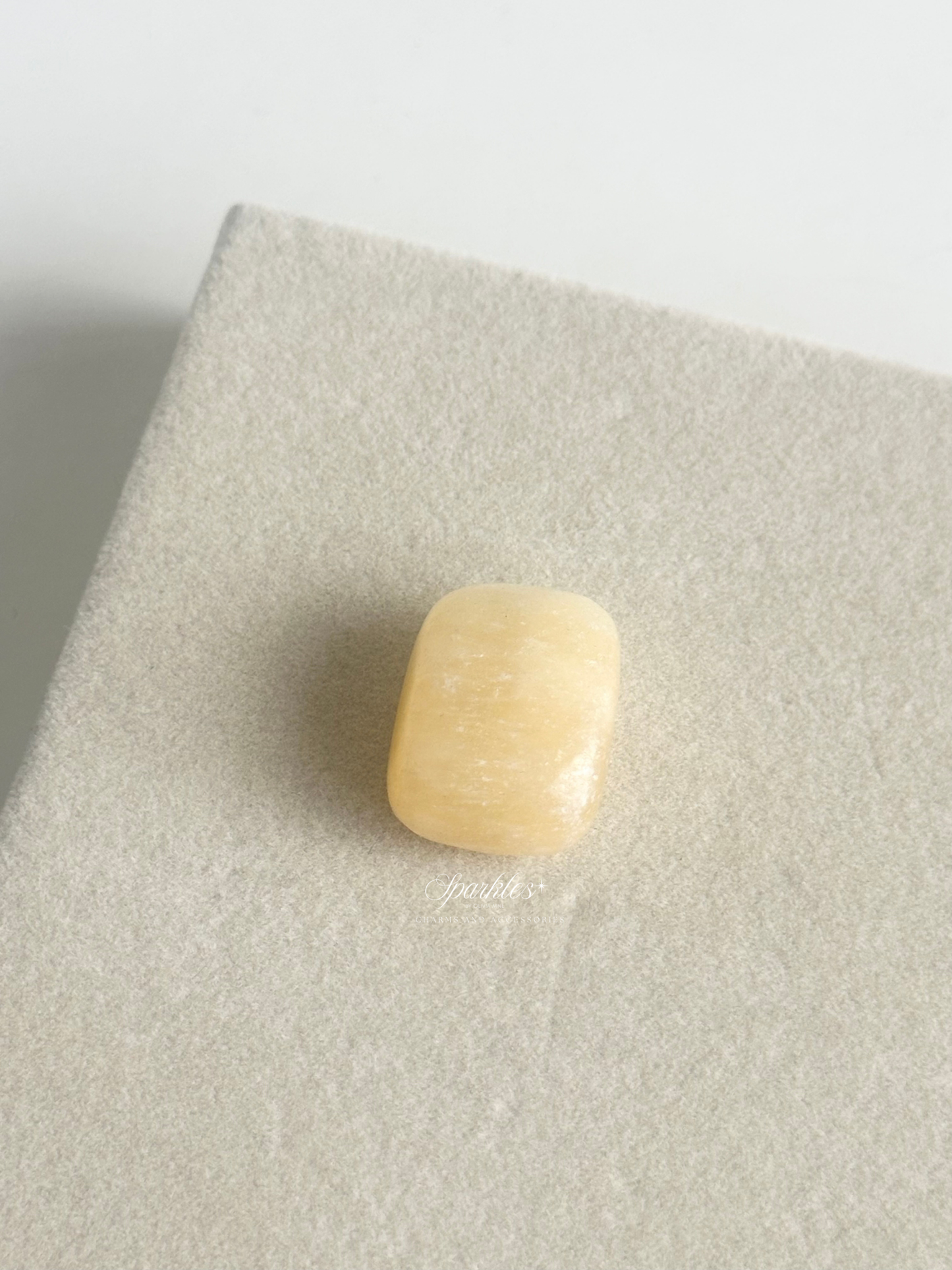 Yellow Calcite Stone GEM16