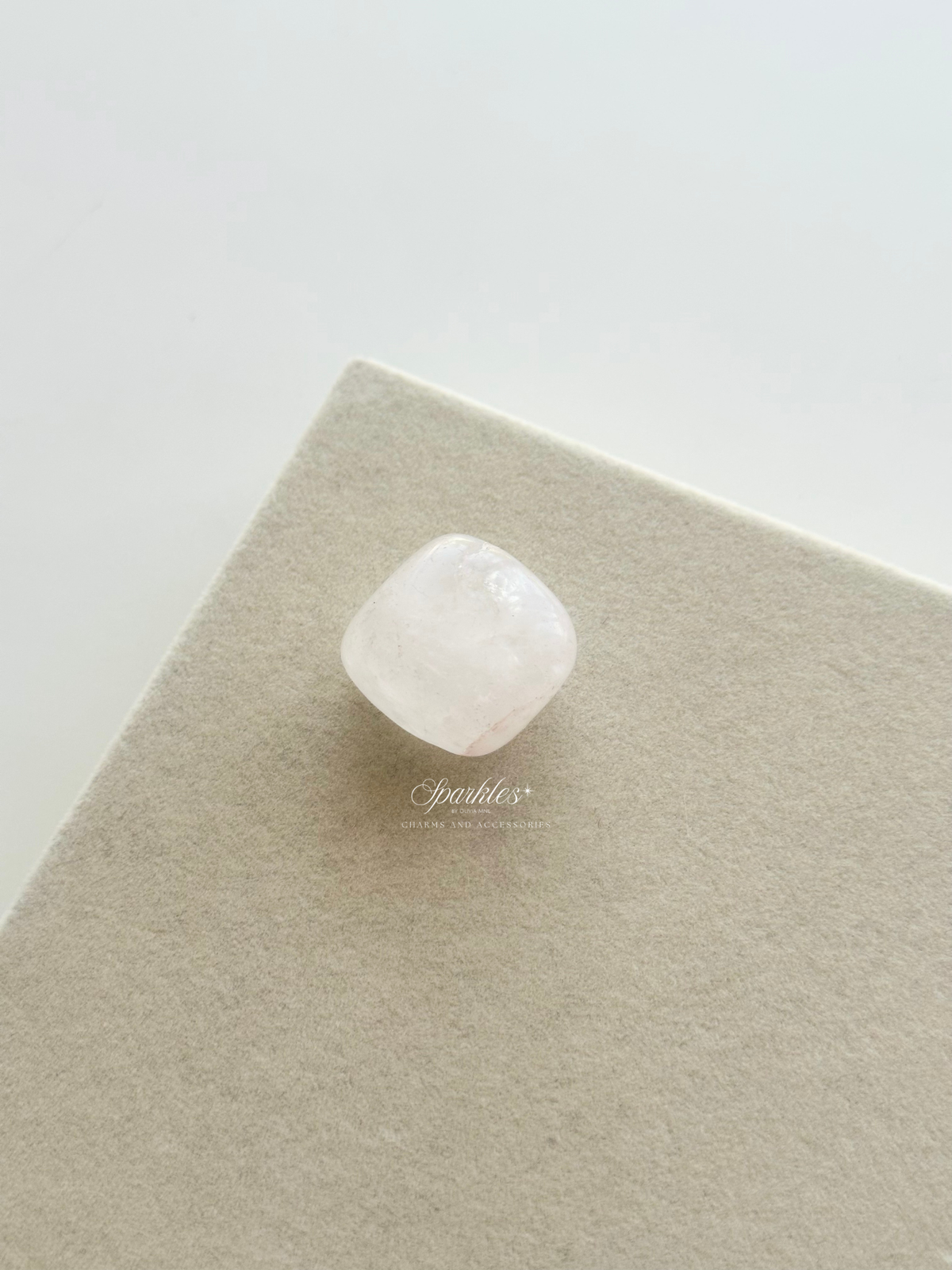 gem3 Rose Quartz Gem Stone