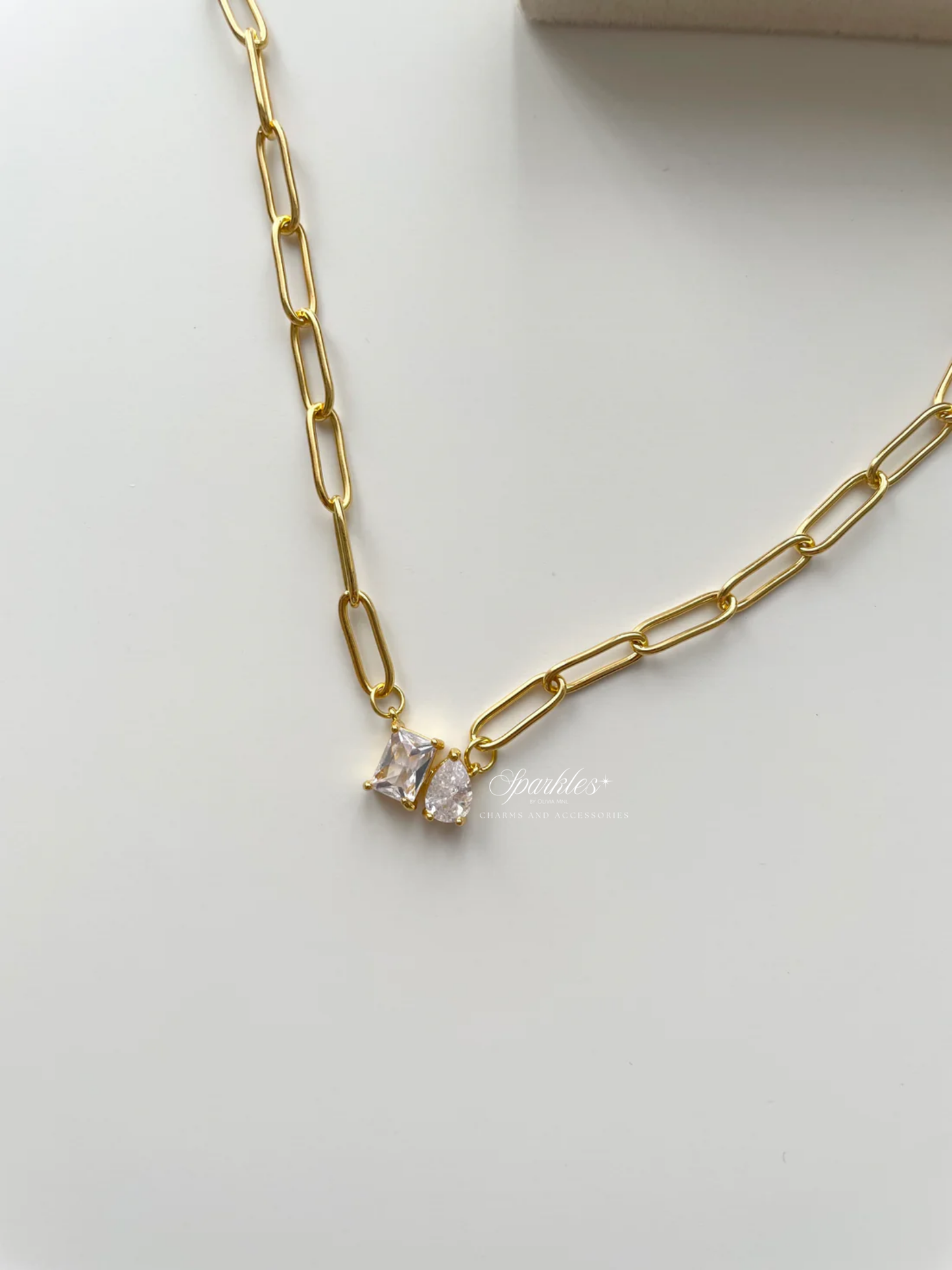 gn833 Gem paperclip necklace