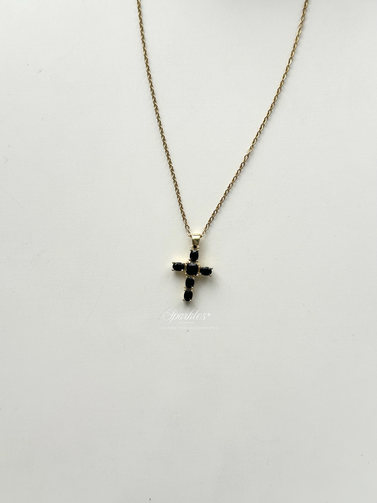 Dainty Black Cross Gold Necklace gn902