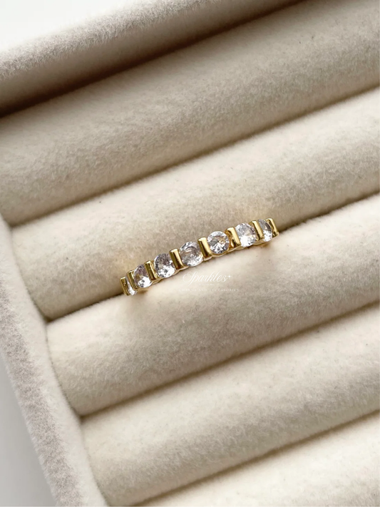 gr755 gold ring