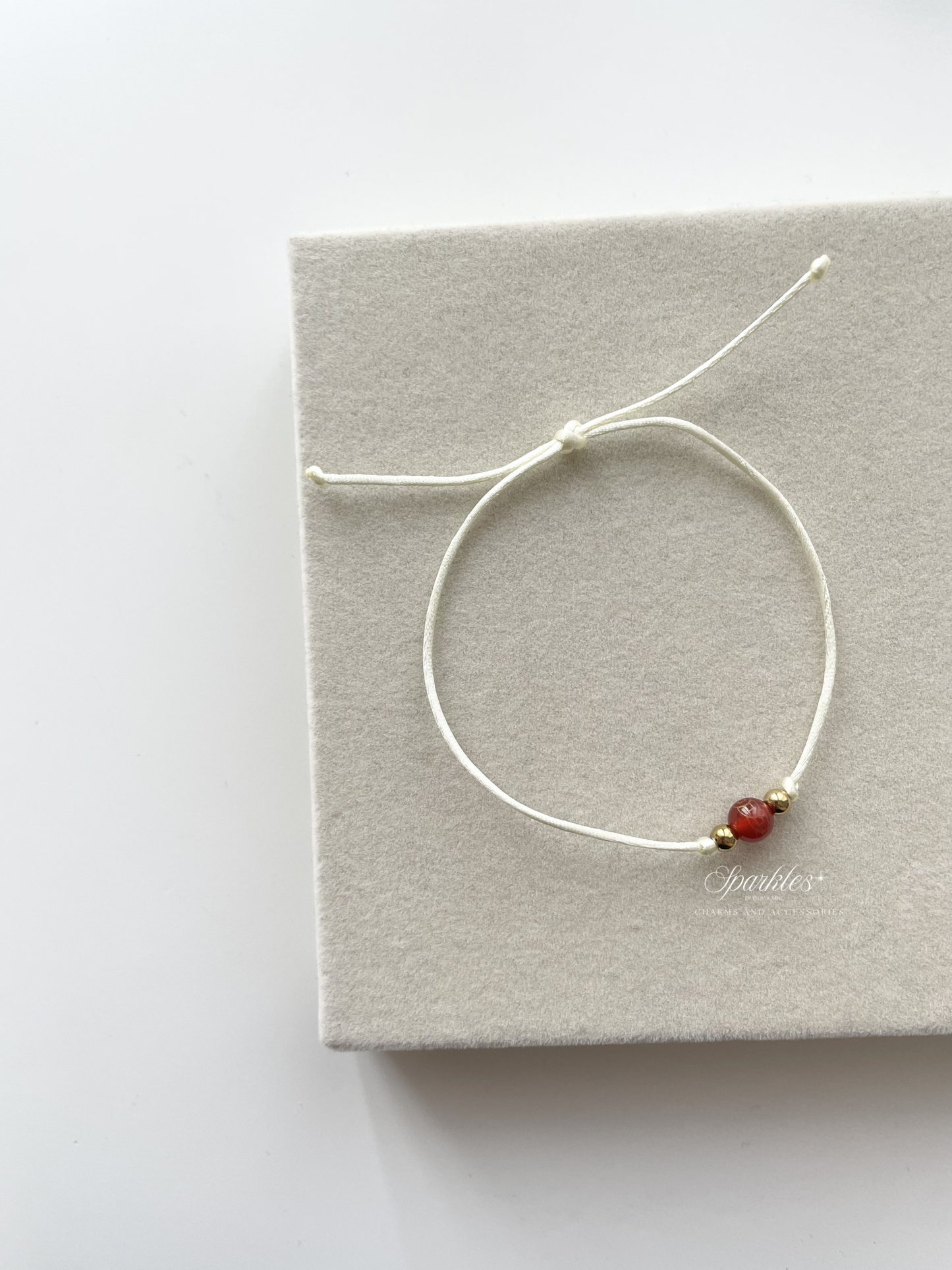 Money3 (White String)