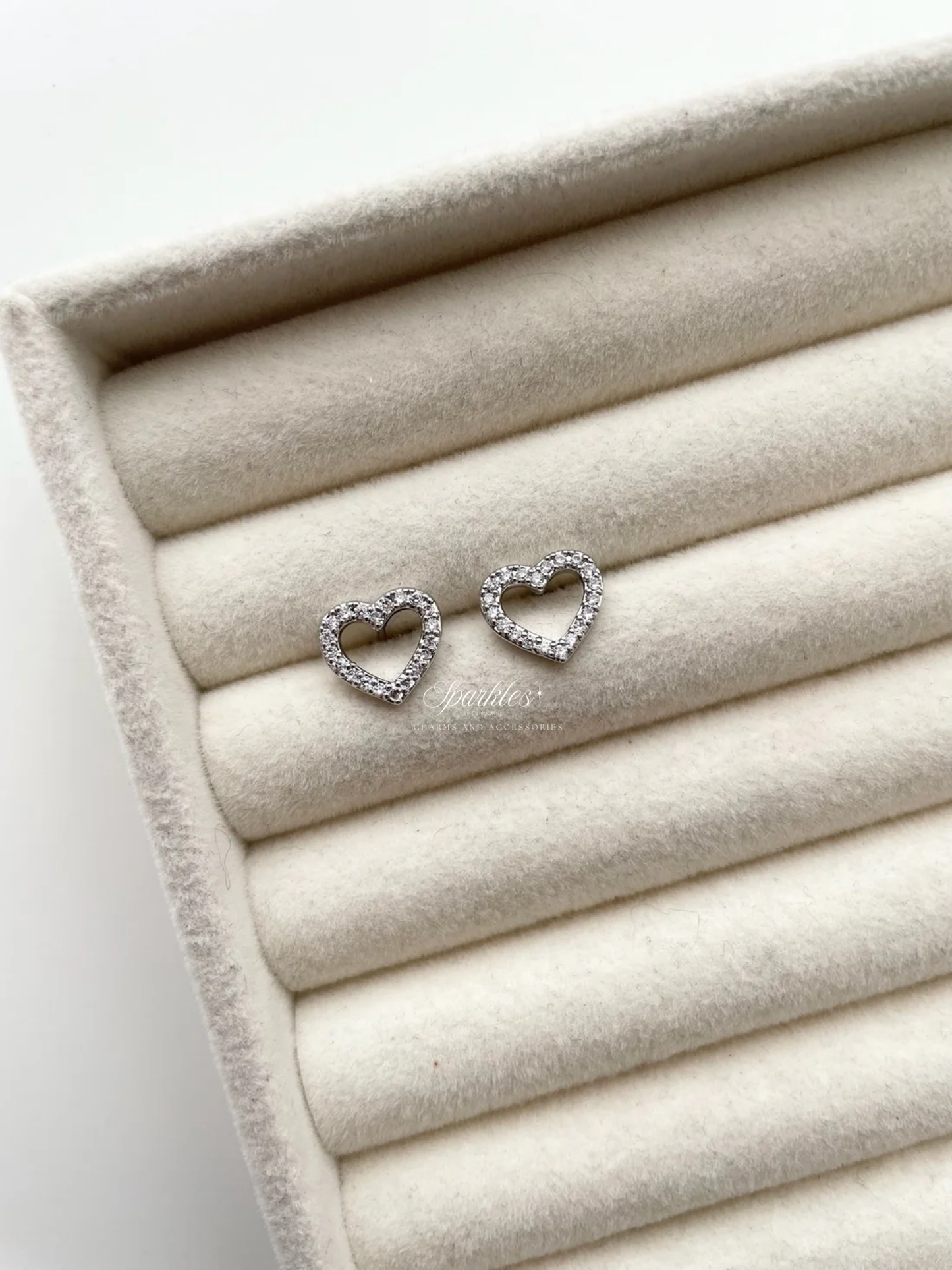 nset4 White Stone Heart Silver Set