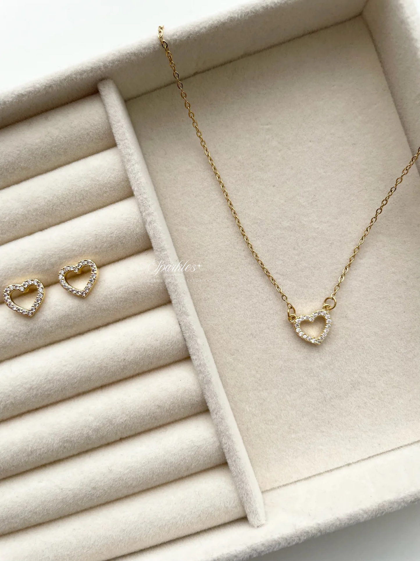 nset5 White Stone Heart Gold Set