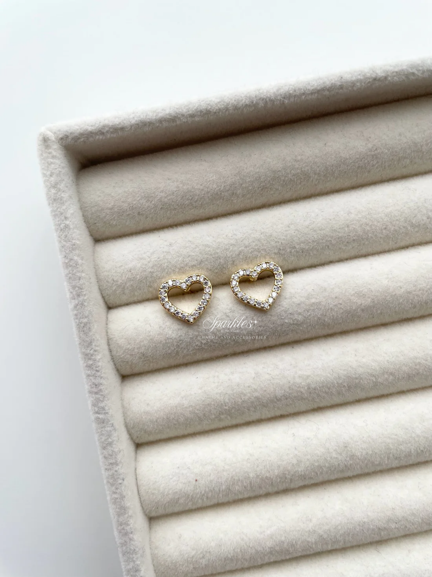 nset5 White Stone Heart Gold Set