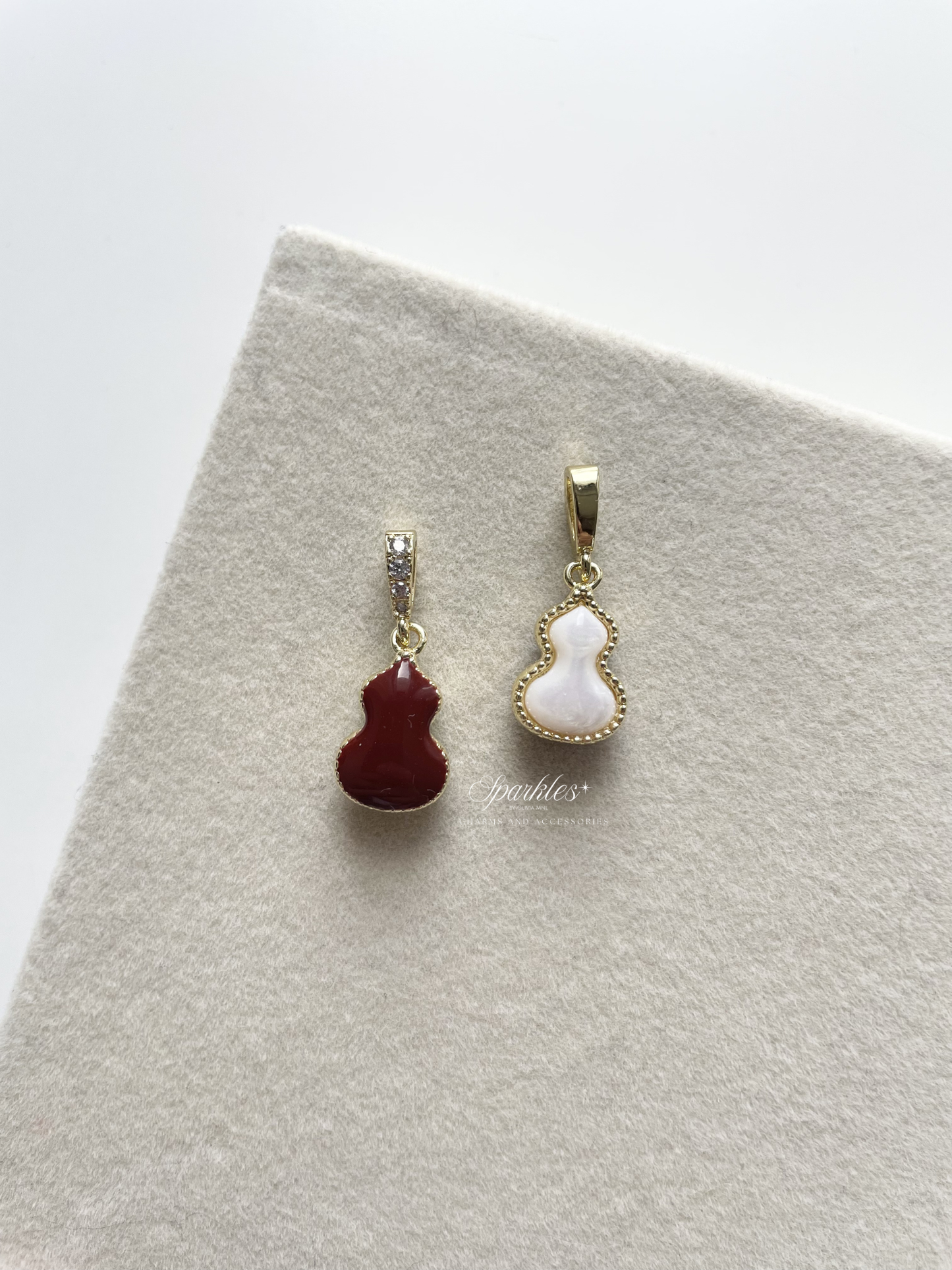 pendant24 Reversible Hulu Pendant