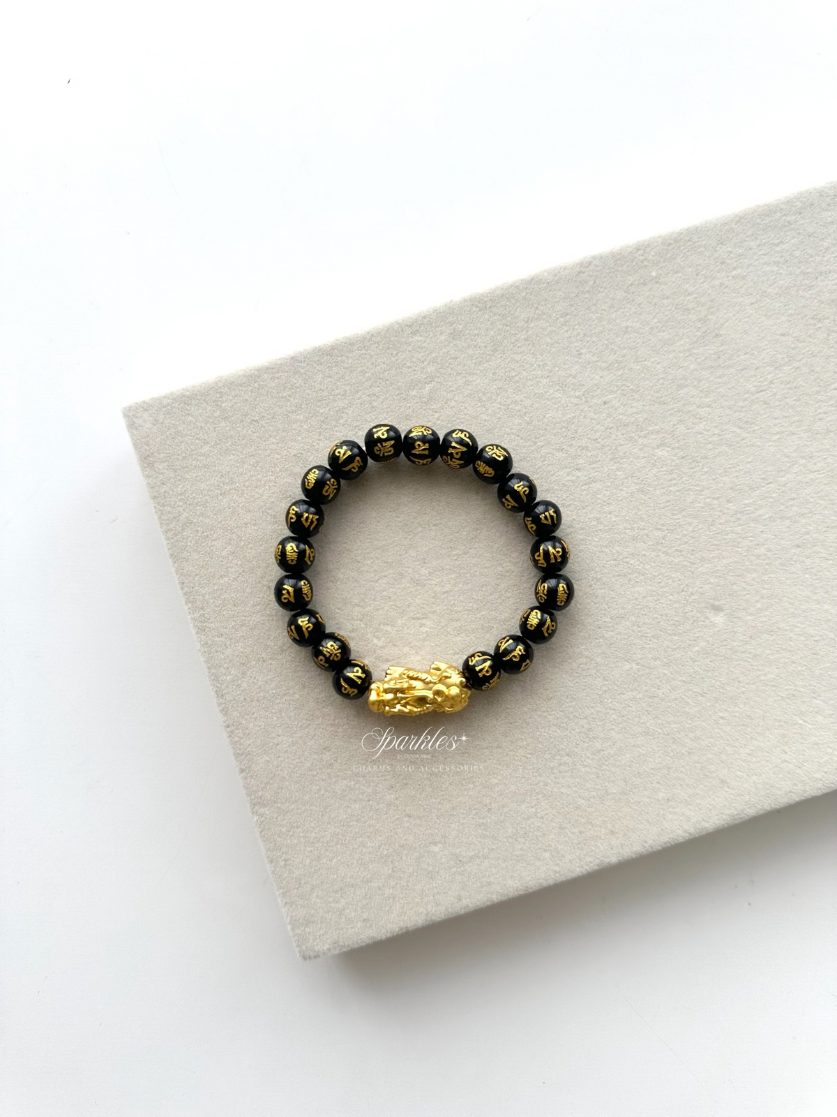 14k Gold Plated Piyao Black Mantra 8mm Bracelet