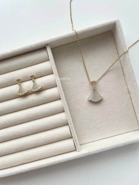 pset41 Necklace and earrings set