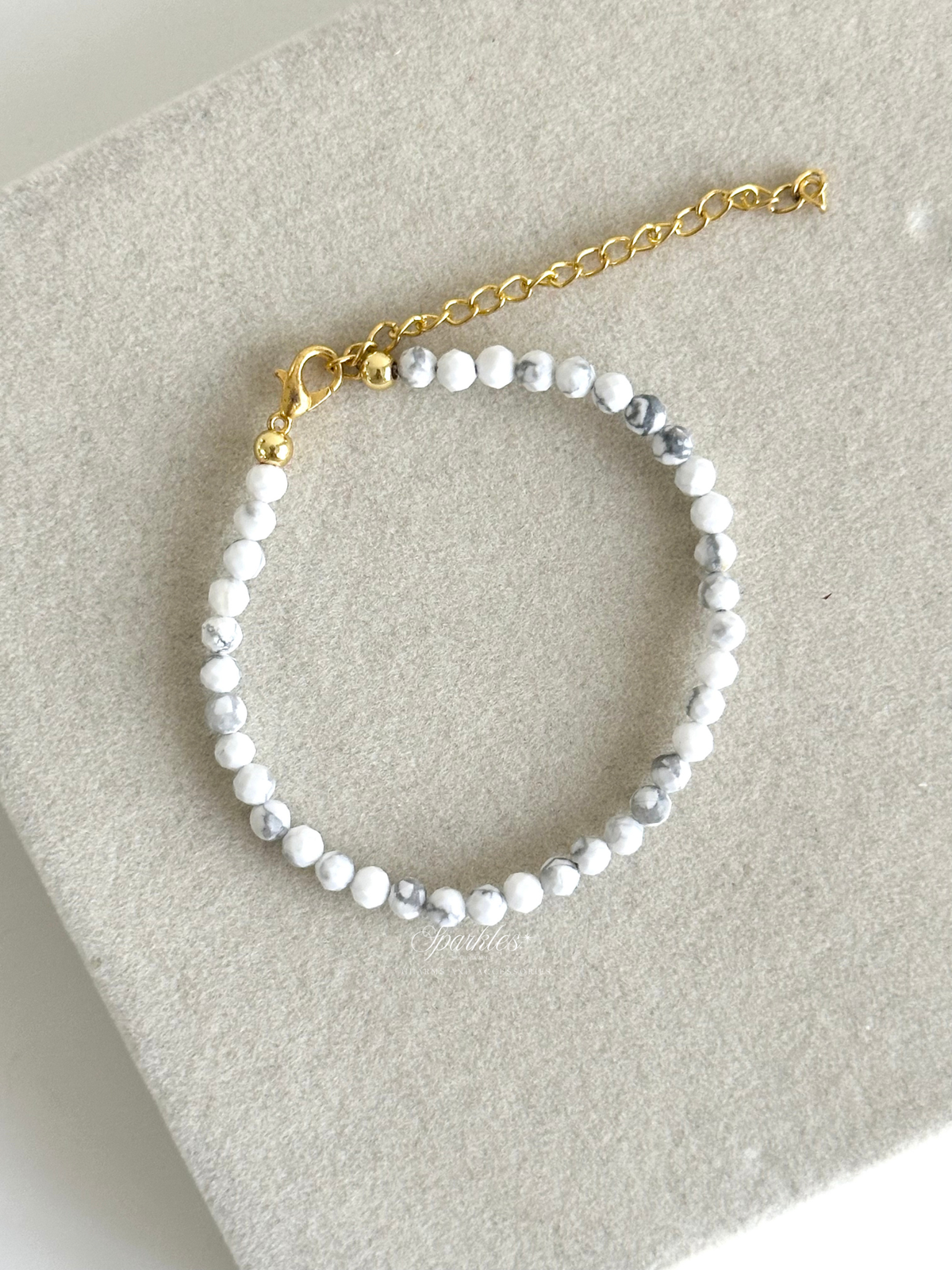 Sparkles7 Howlite Faceted Beads Bracelet w/ Extender