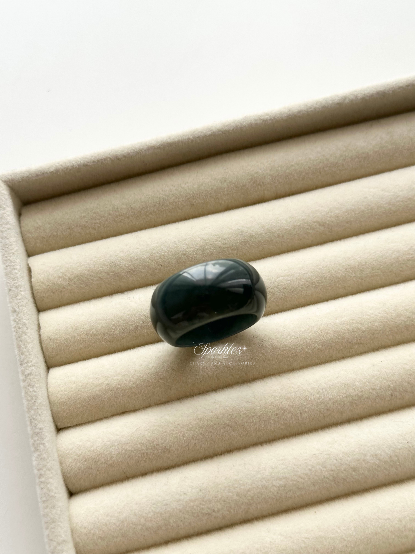 Wealth888 with sizes Jadeite Ring (Big)
