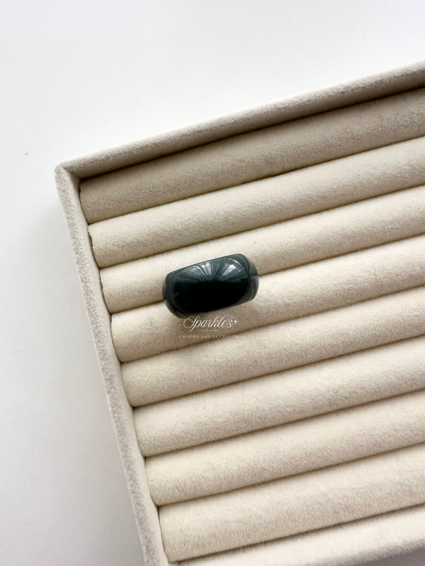 Wealth888 with sizes Jadeite Ring (Big)